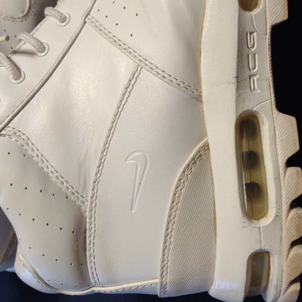 Nike ACG boots rare white
